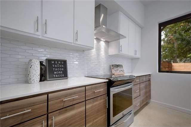 Stunning modern kitchen equipped with Energy Star 