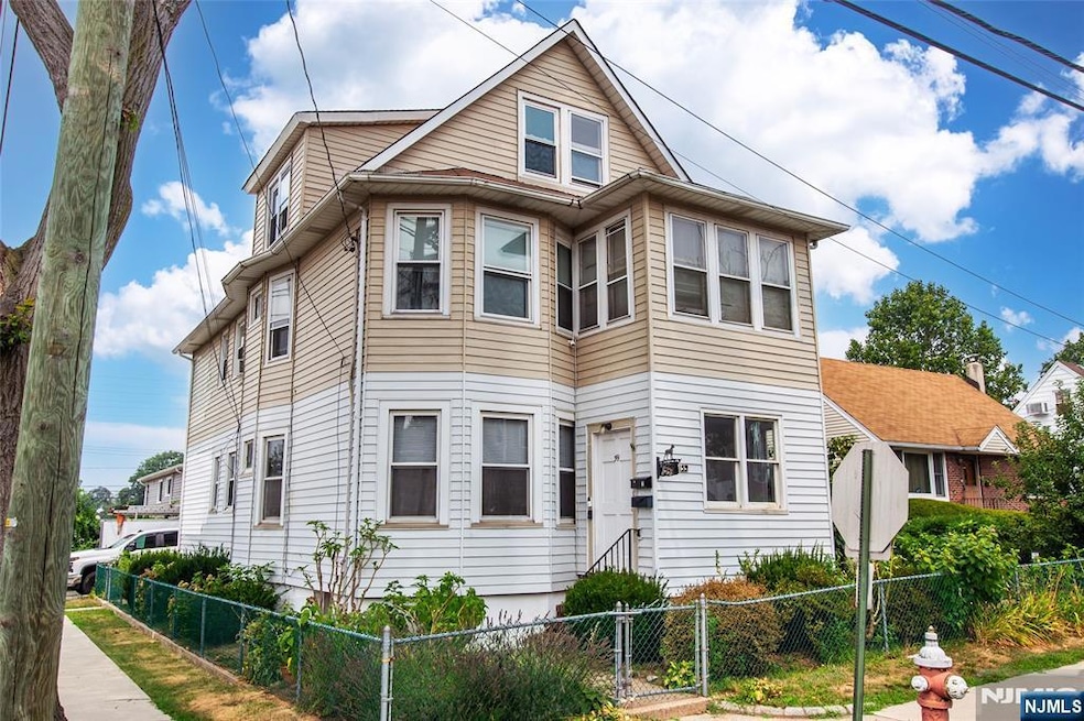 For Rent $2,400/month