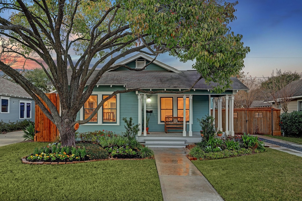 1011 Fugate St, Houston, TX 77009 - photo 1