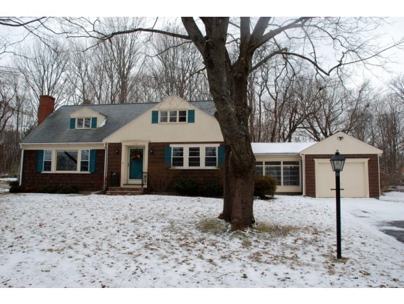 143 Brackett Rd, Portsmouth, NH 03801 - photo 1