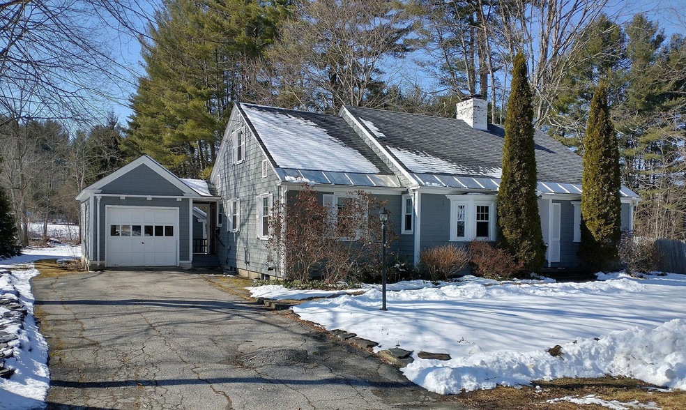 63 Green Meadow, West Brattleboro, VT 05301 - photo 1