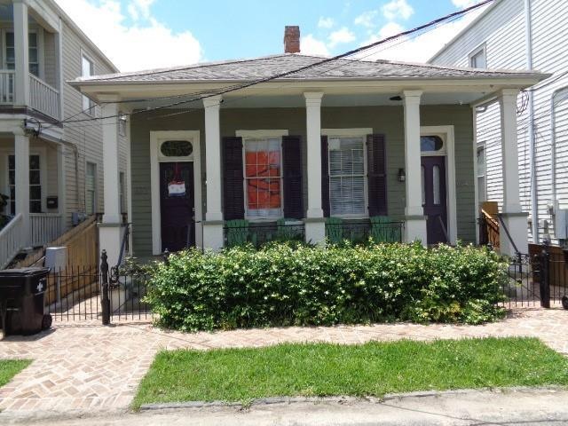 622 First St, New Orleans, LA 70130 - photo 1