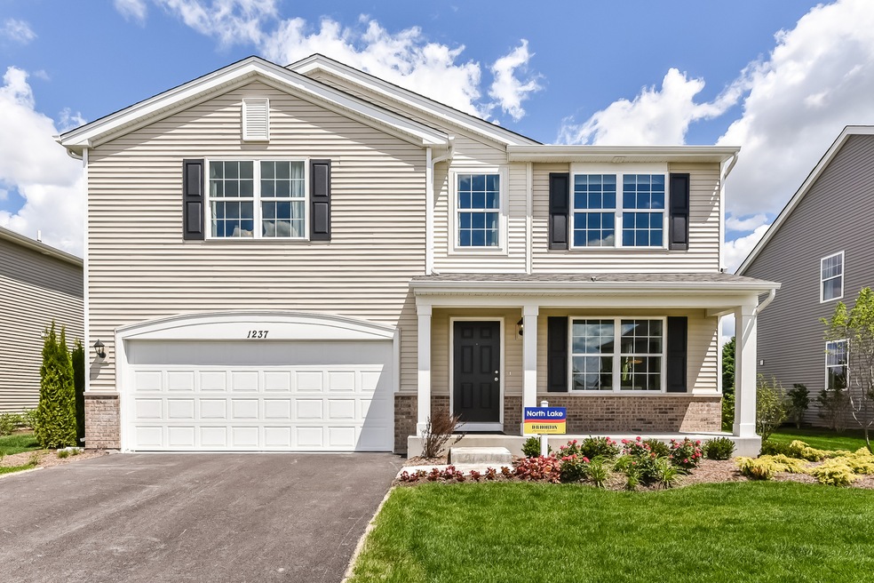 Gorgeous builder's model North Lake home in the ex