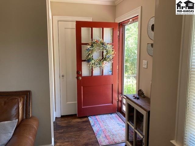 130 N Charles St, McPherson, KS 67460 - photo 1