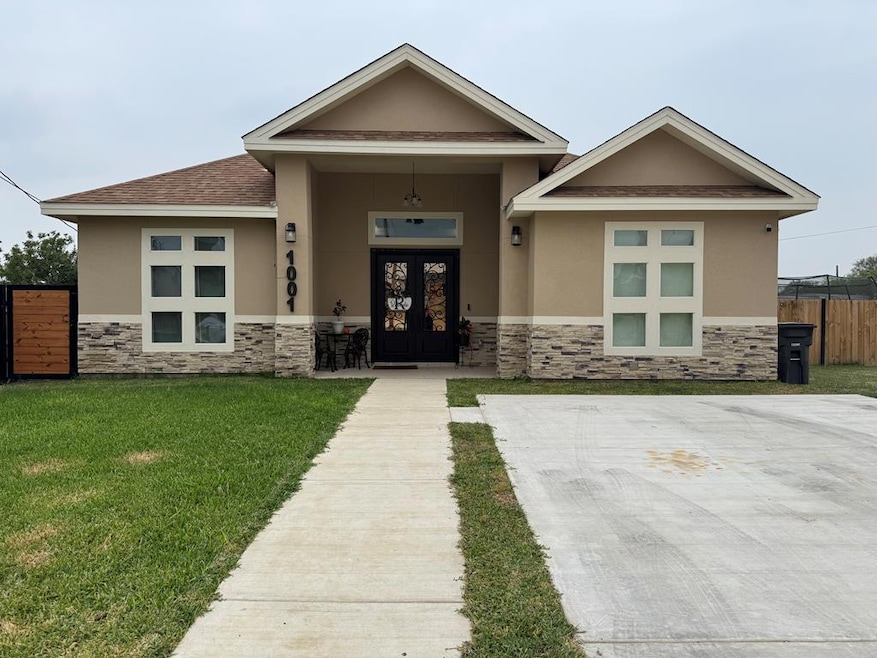 1001 Colon Ln, Eagle Pass, TX 78852 - photo 1