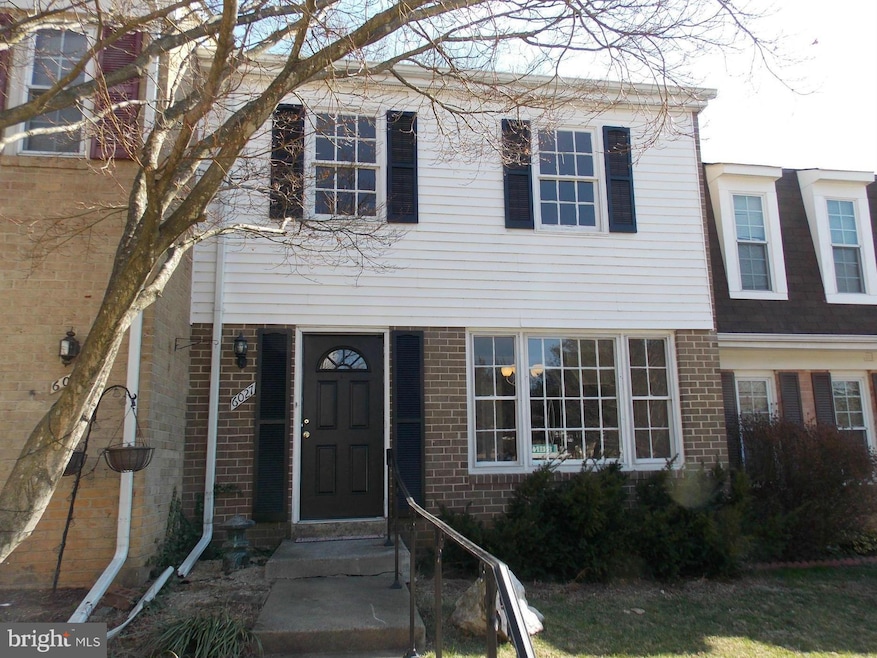 6027 Bonnie Bern Ct, Burke, VA 22015 - photo 1