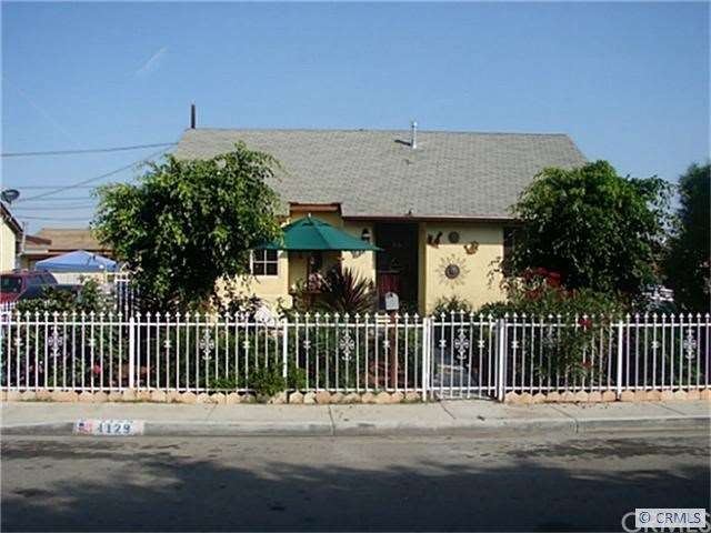 1129 E 124th St, Los Angeles, CA 90059 - photo 1