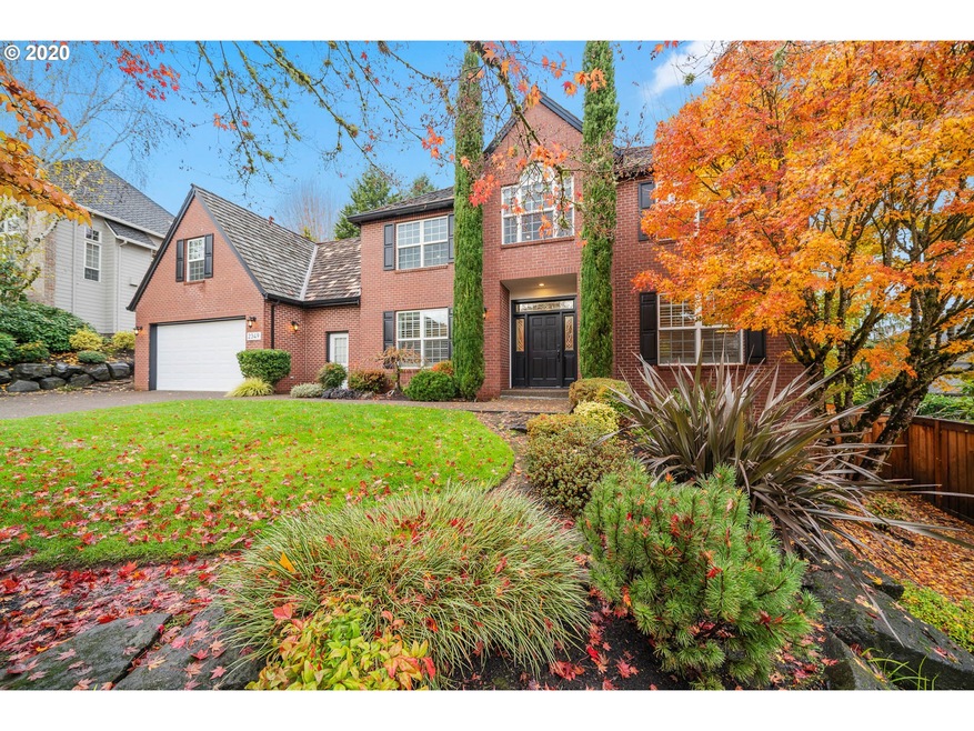 2349 Oakhurst Ln, Lake Oswego, OR 97034 - photo 1