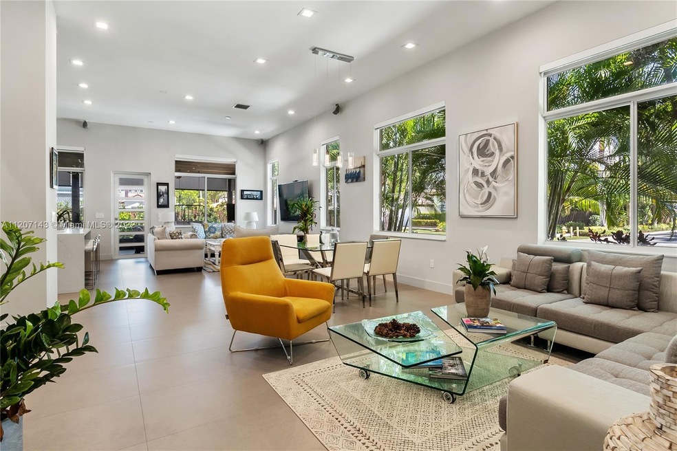 7062 NW 113th Ct, Doral, FL 33178 - photo 1