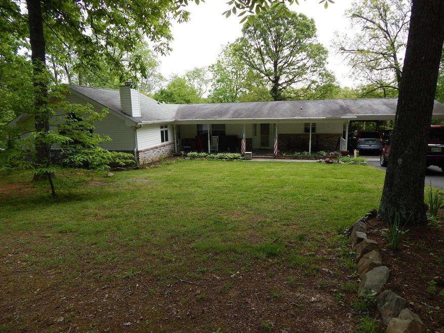 17 Westover Drive Front View David Pozy