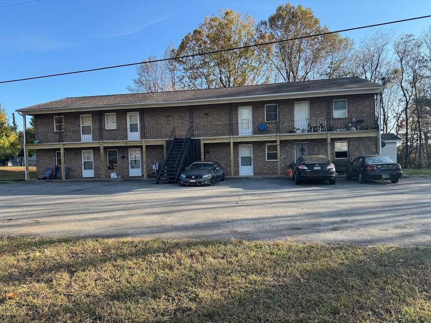 154 Wrays Chapel Rd unit 4, Rocky Mount, VA 24151 - photo 1