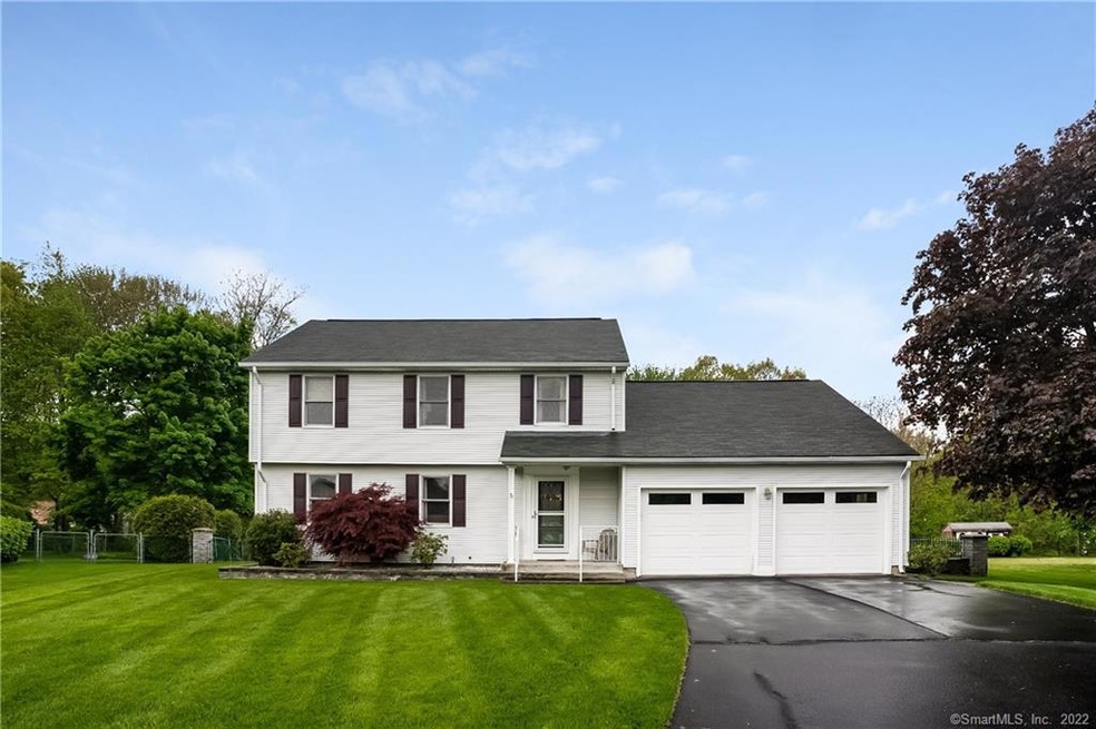 13 Farmstead Cir, Enfield, CT 06082 - photo 1