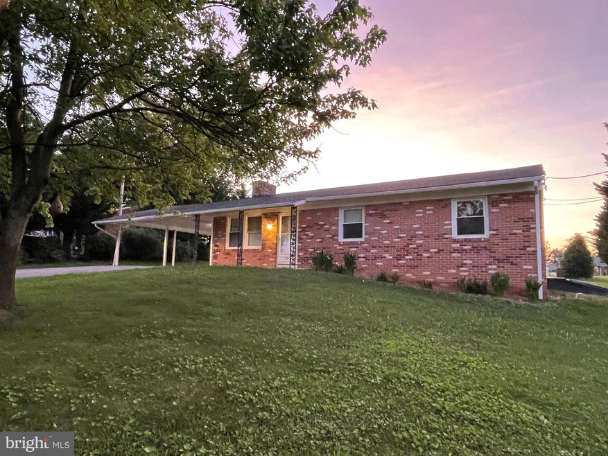 For Sale $329,900 • Co-Listing Agent