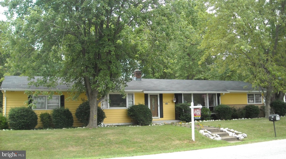 541 Second St, Gambrills, MD 21054 - photo 1