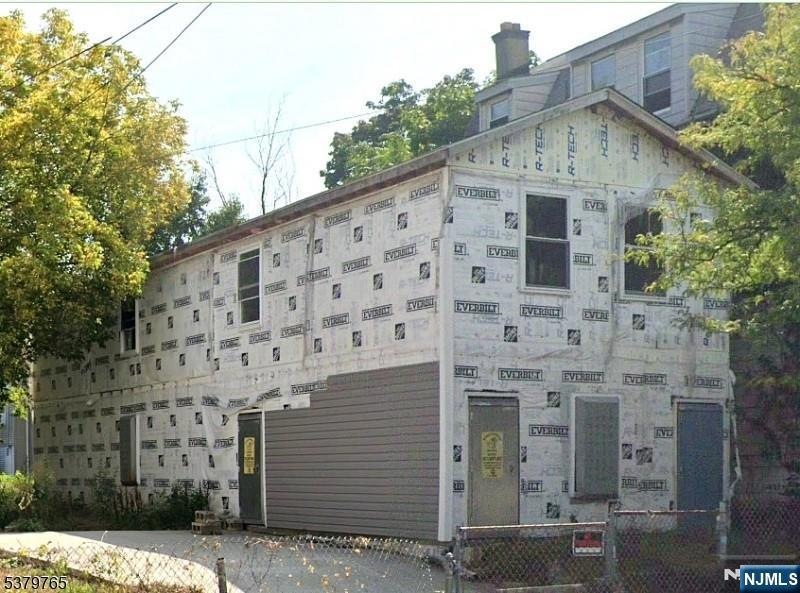 150 Myrtle Ave, Irvington, NJ 07111 - photo 1