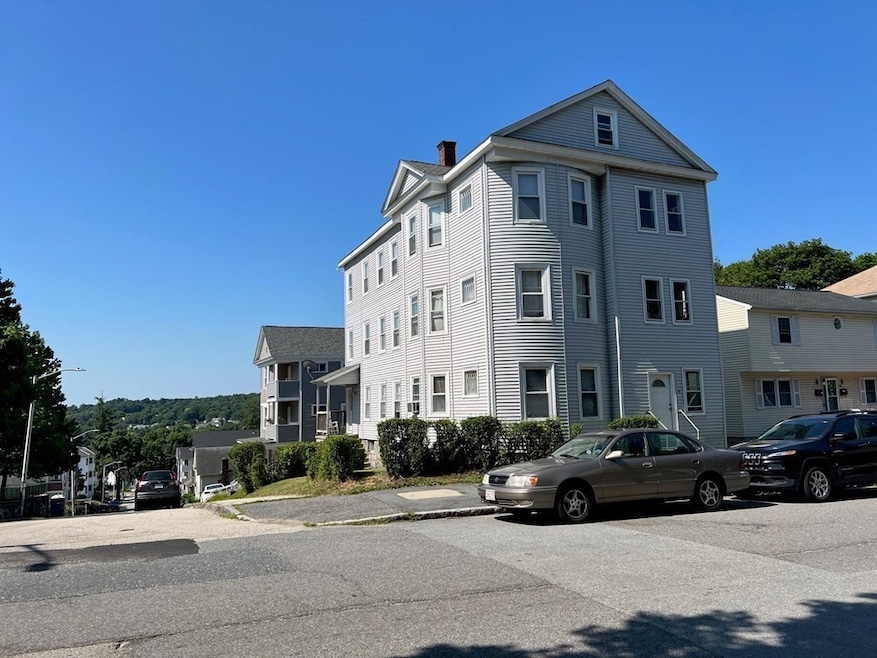 24 Upsala St unit 3, Worcester, MA 01610 - photo 1