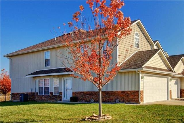 21013 Millridge St, Spring Hill, KS 66083 - photo 1