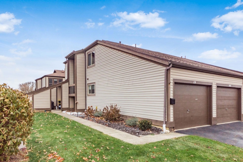 891 Westbury Ln S unit 10A, Columbus, OH 43228 - photo 1