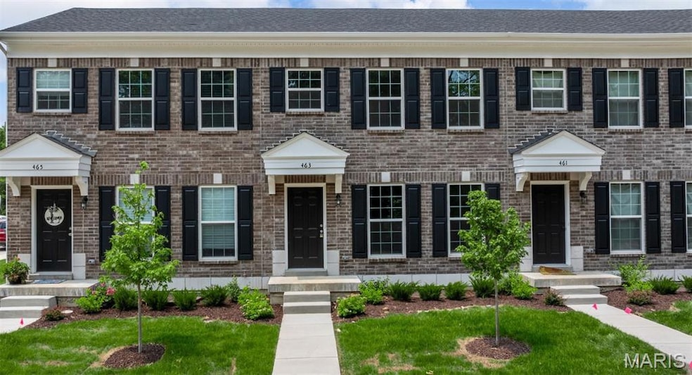 For Sale $279,900 • Co-Listing Agent