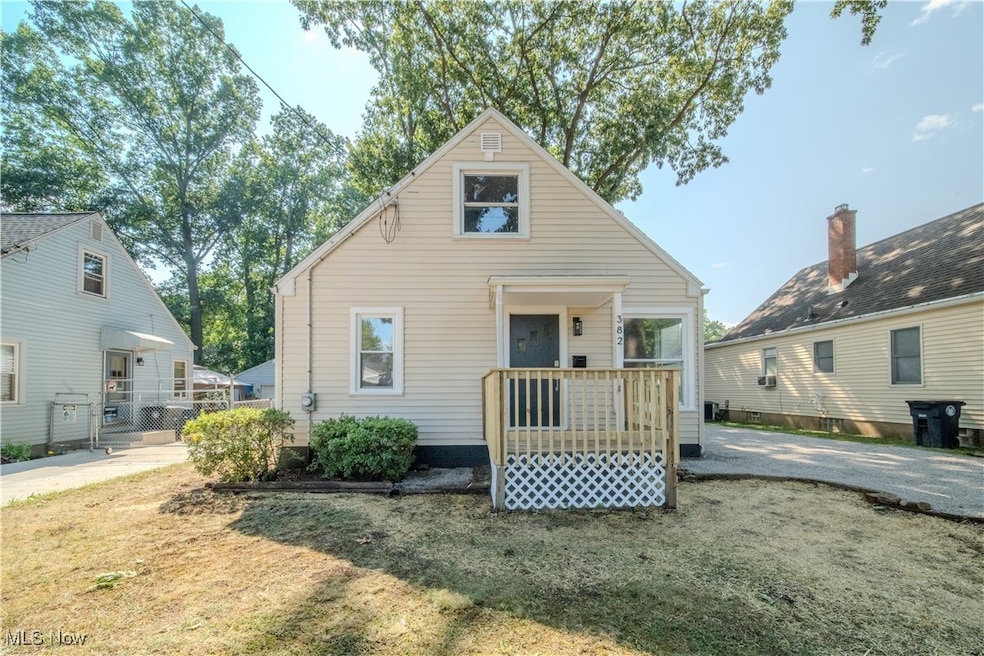 382 Larkin Ave, Akron, OH 44305 - photo 1