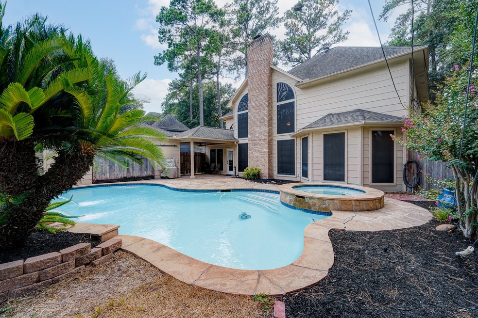 12511 Oak Park Dr, Houston, TX 77070 - photo 1