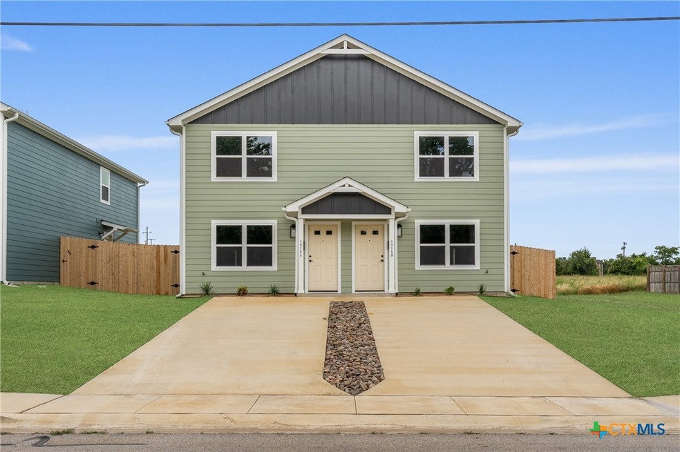 1015 S 26th St unit B, Temple, TX 76501 - photo 1