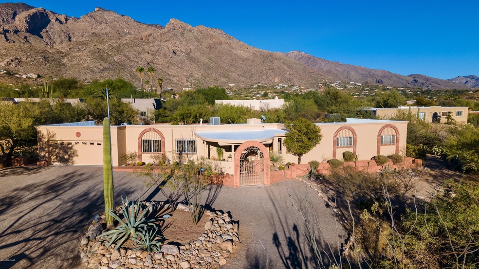 Front Exterior w_Mountain Views-1