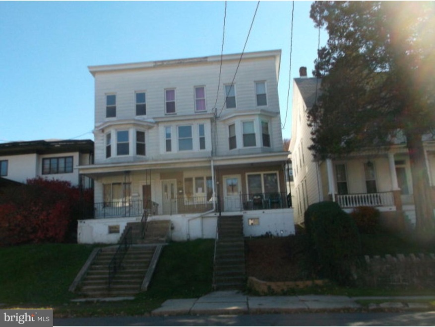 630 E Broad St, Tamaqua, PA 18252 - photo 1