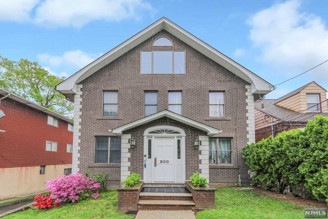 800 Bergen Blvd unit 2S, Ridgefield, NJ 07657 - photo 1