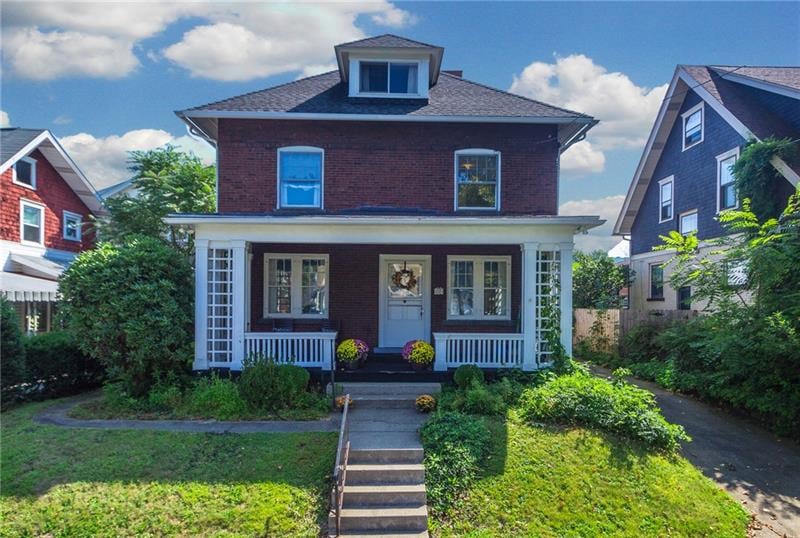 Welcome to 3320 5th Ave! Stately Home located in d