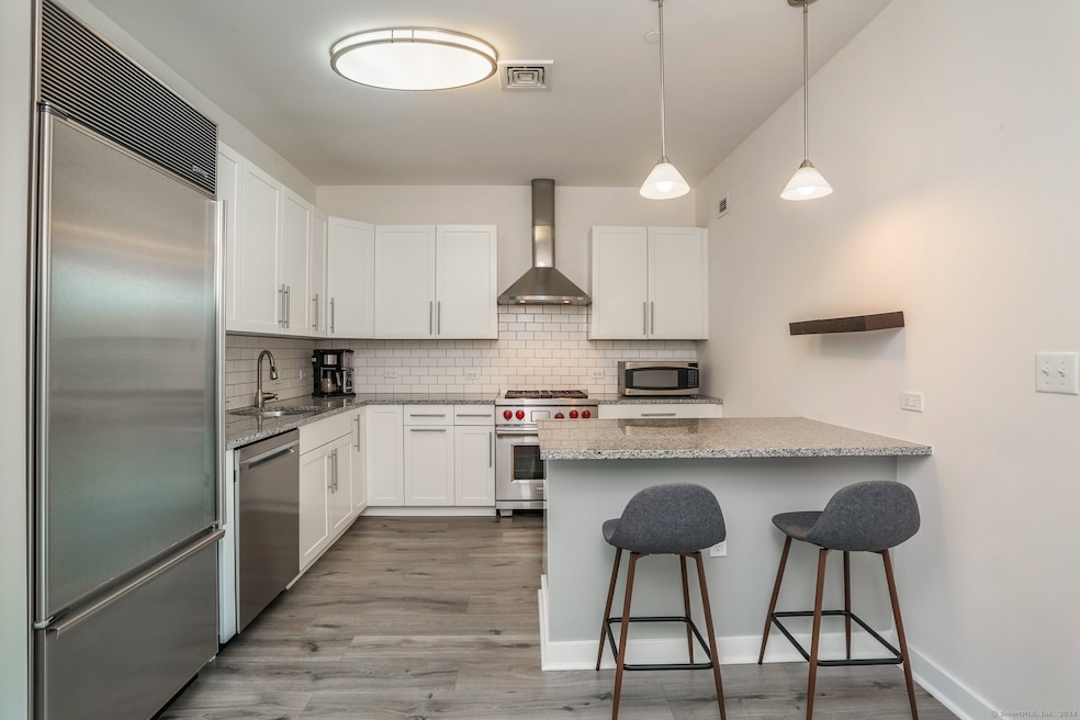 The Metropolitan unit 502, Stamford, CT 06905 - photo 1