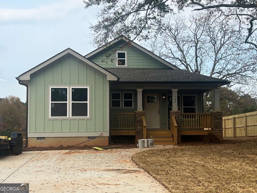 125 Laurel Ave, Comer, GA 30629 - photo 1