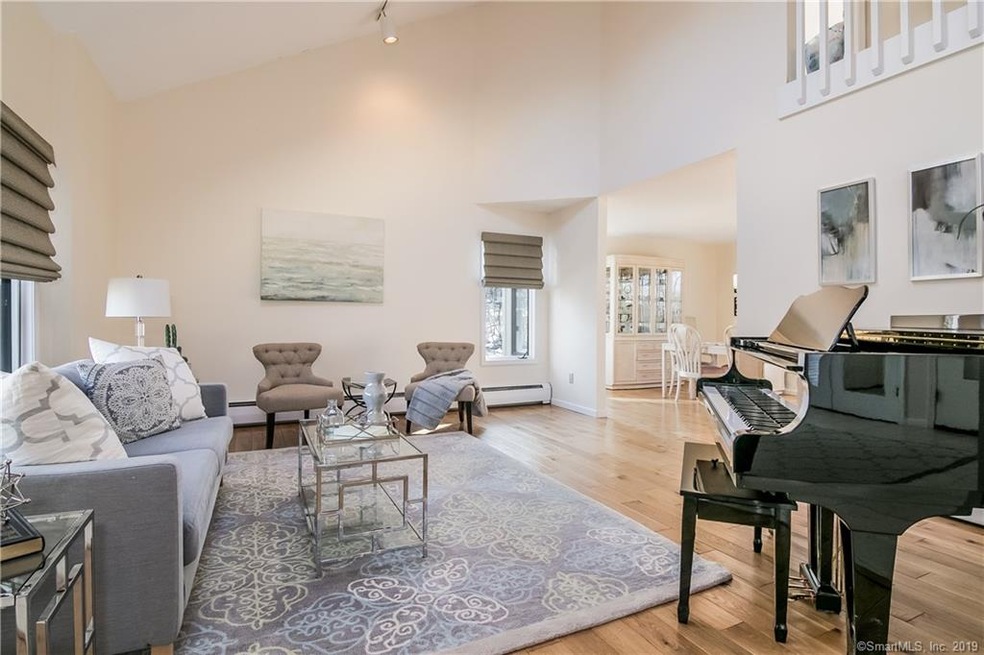 8 Lomartra Ln, Branford, CT 06405 - photo 1