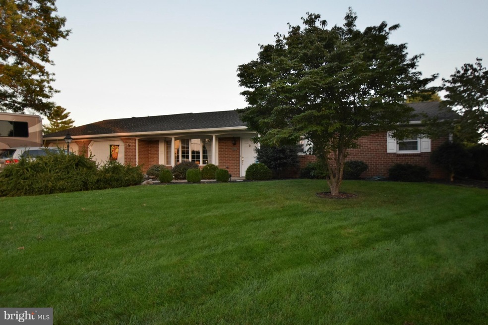 2292 Scotland Rd, Chambersburg, PA 17201 - photo 1