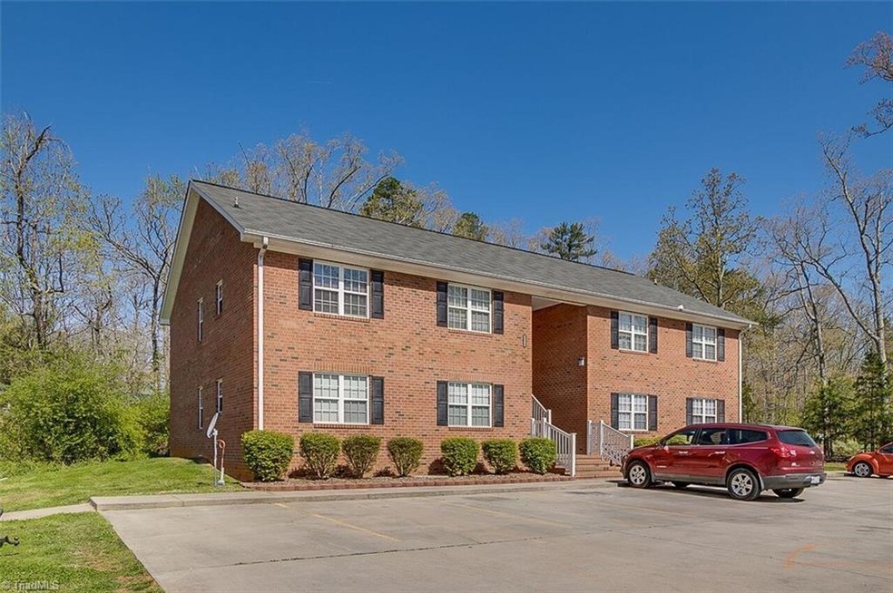 2118 Old Farmer Rd, Asheboro, NC 27205 - photo 1