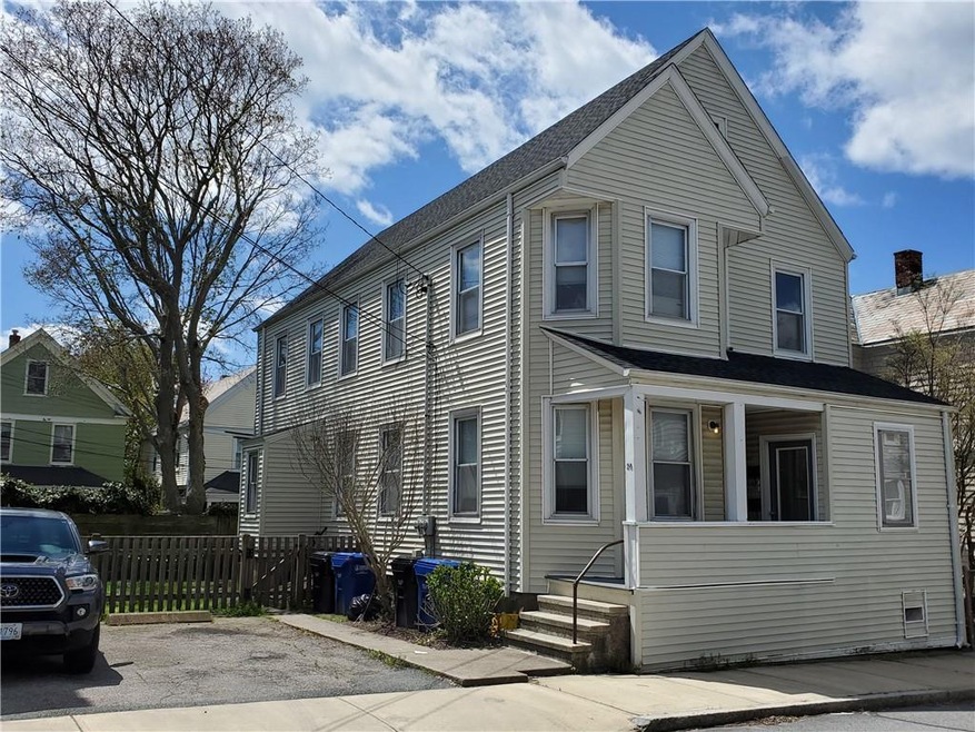 28 Newport Ave unit 1, Newport, RI 02840 - photo 1