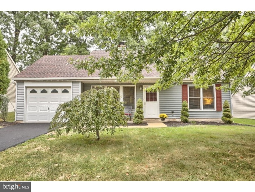 4476 Heron Dr, Reading, PA 19606 - photo 1