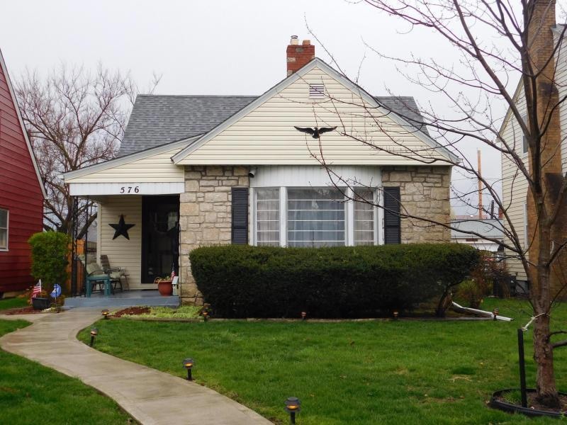 576 Crescent Rd.