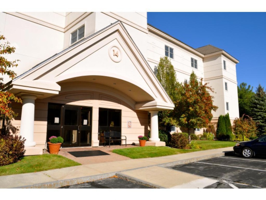 14 Mountain Laurels Dr unit 104, Nashua, NH 03062 - photo 1