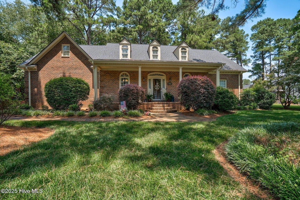 Pending $489,900