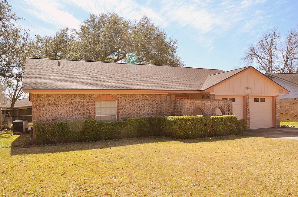 3914 Marilyn St, Rosenberg, TX 77471 - photo 1