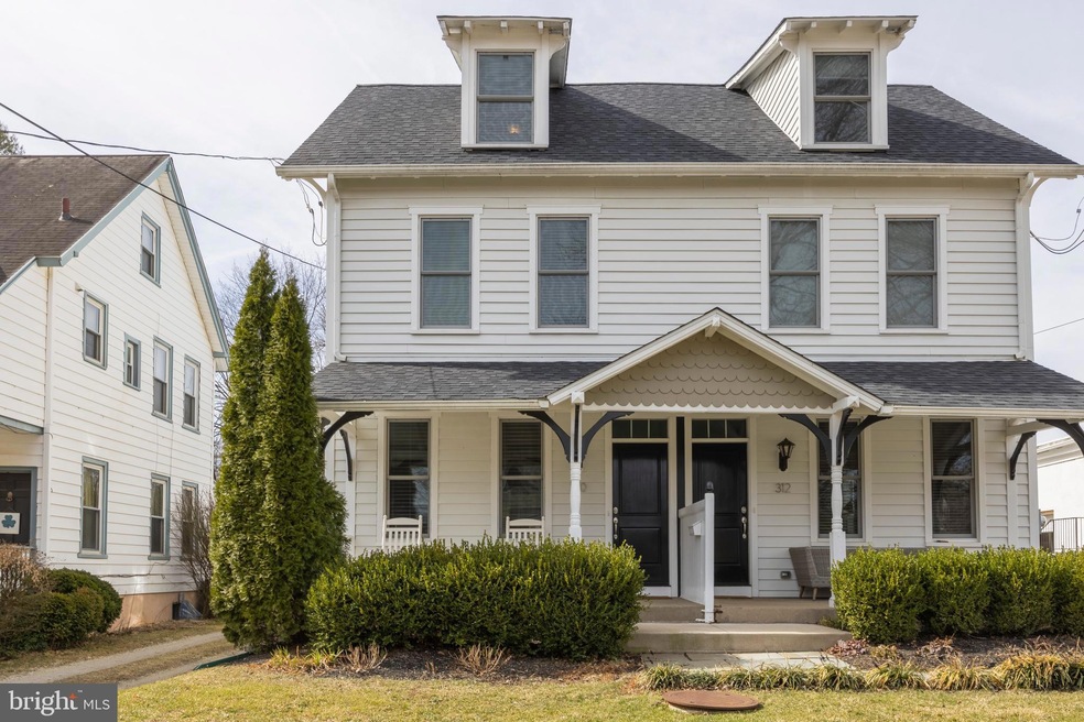 310 Righters Mill Rd unit 1, Gladwyne, PA 19035 - photo 1