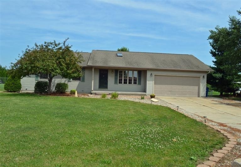 3677 E 300 S, La Porte, IN 46350 - photo 1