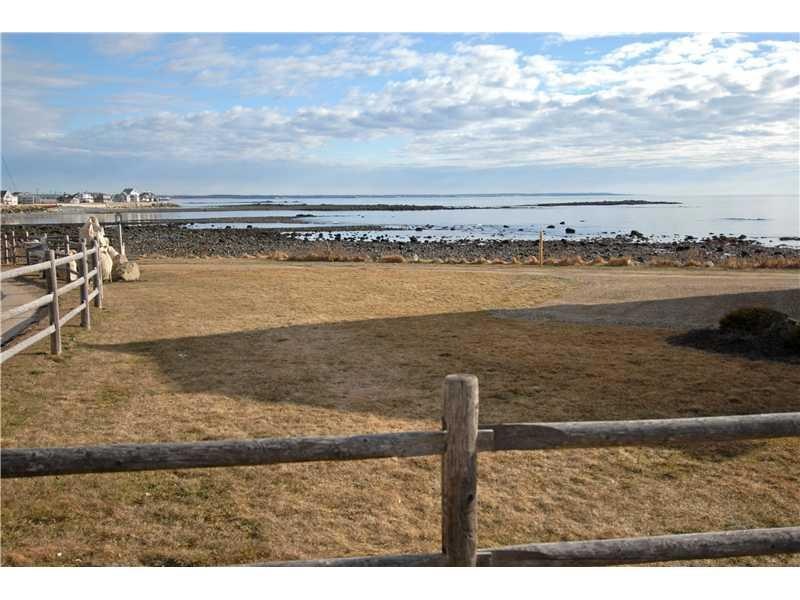 490 Webhannet Dr, Wells, ME 04090 - photo 1