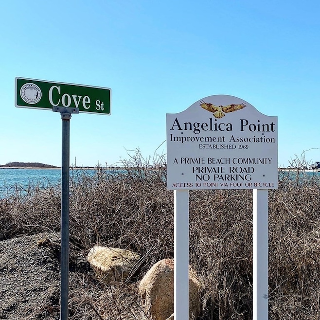 16 Cove St, Mattapoisett, MA 02739 - photo 1