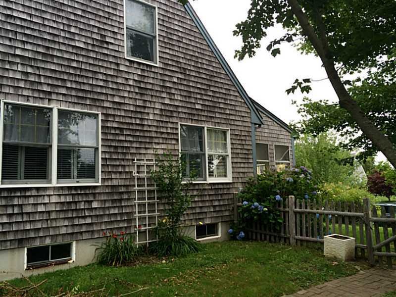 47 John Kesson Ln, Middletown, RI 02842 - photo 1