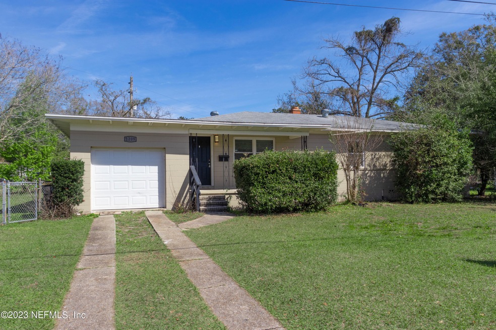 2209 Hyde Park Rd, Jacksonville, FL 32210 - photo 1