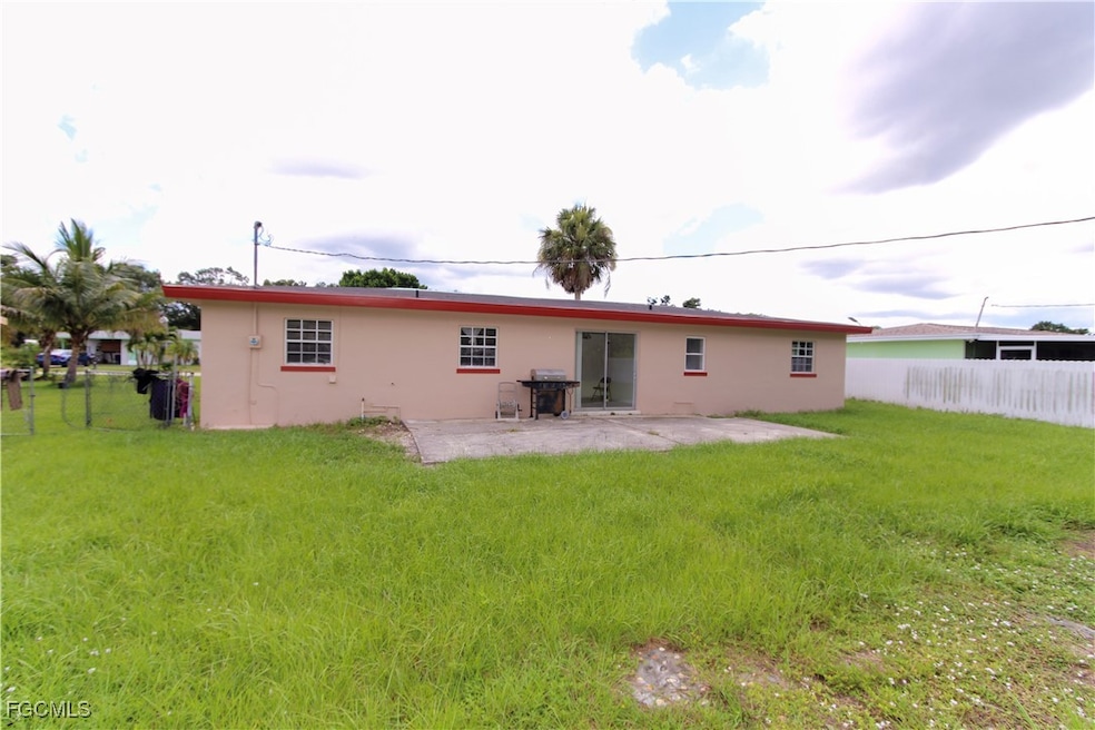 For Rent $1,300/month