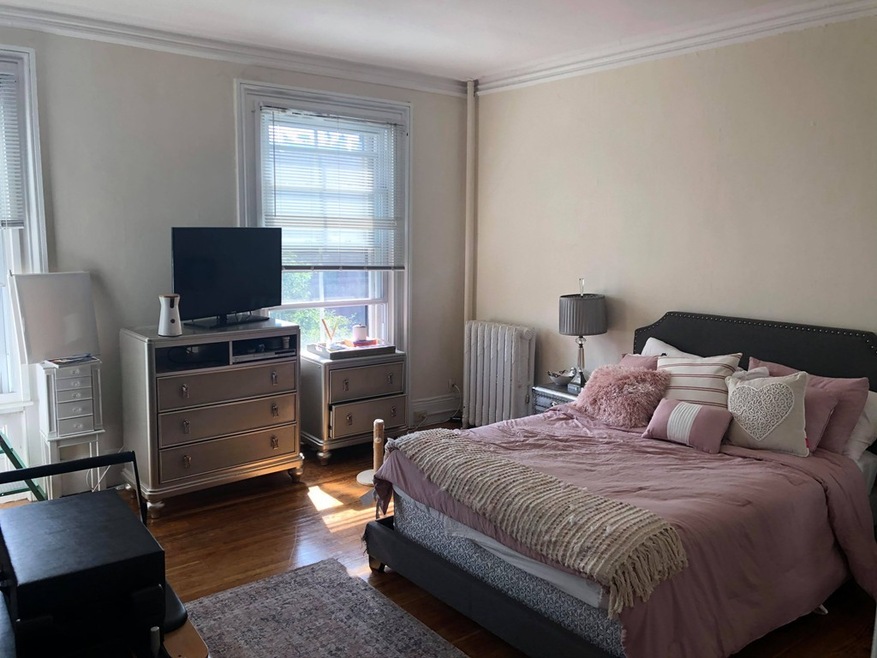 84 Charles St unit 4, Boston, MA 02114 - photo 1