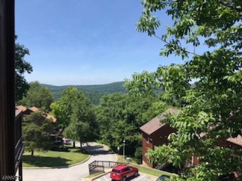 4 Red Lodge Dr unit 4, Vernon, NJ 07462 - photo 1